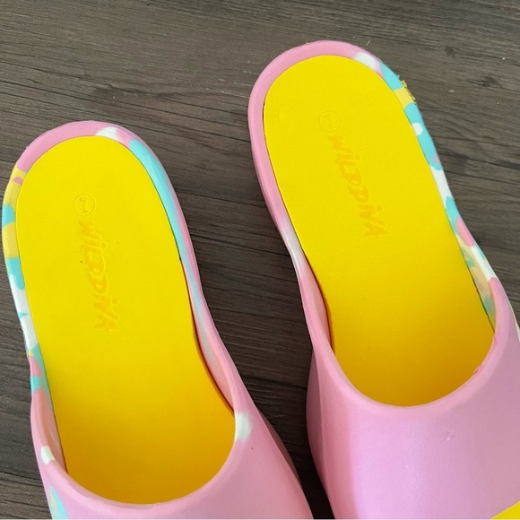 Wild Diva Sandals Women's 7 Foam Platform Chunky Slide Cotton Candy - Picture 4 of 7